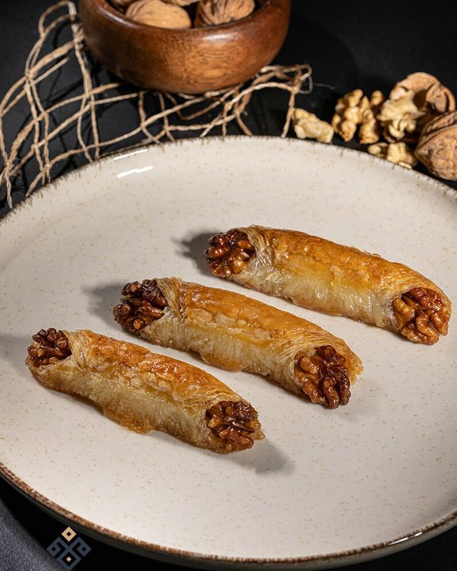 Cevizli Kelebek – Kilimli Baklava Denizli