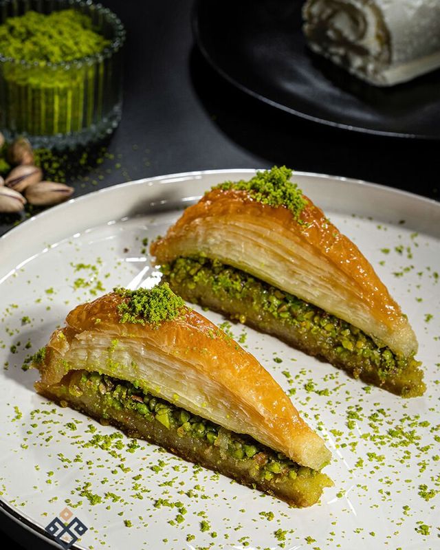 Havuç Dilimi Baklava – Kilimli Baklava Denizli